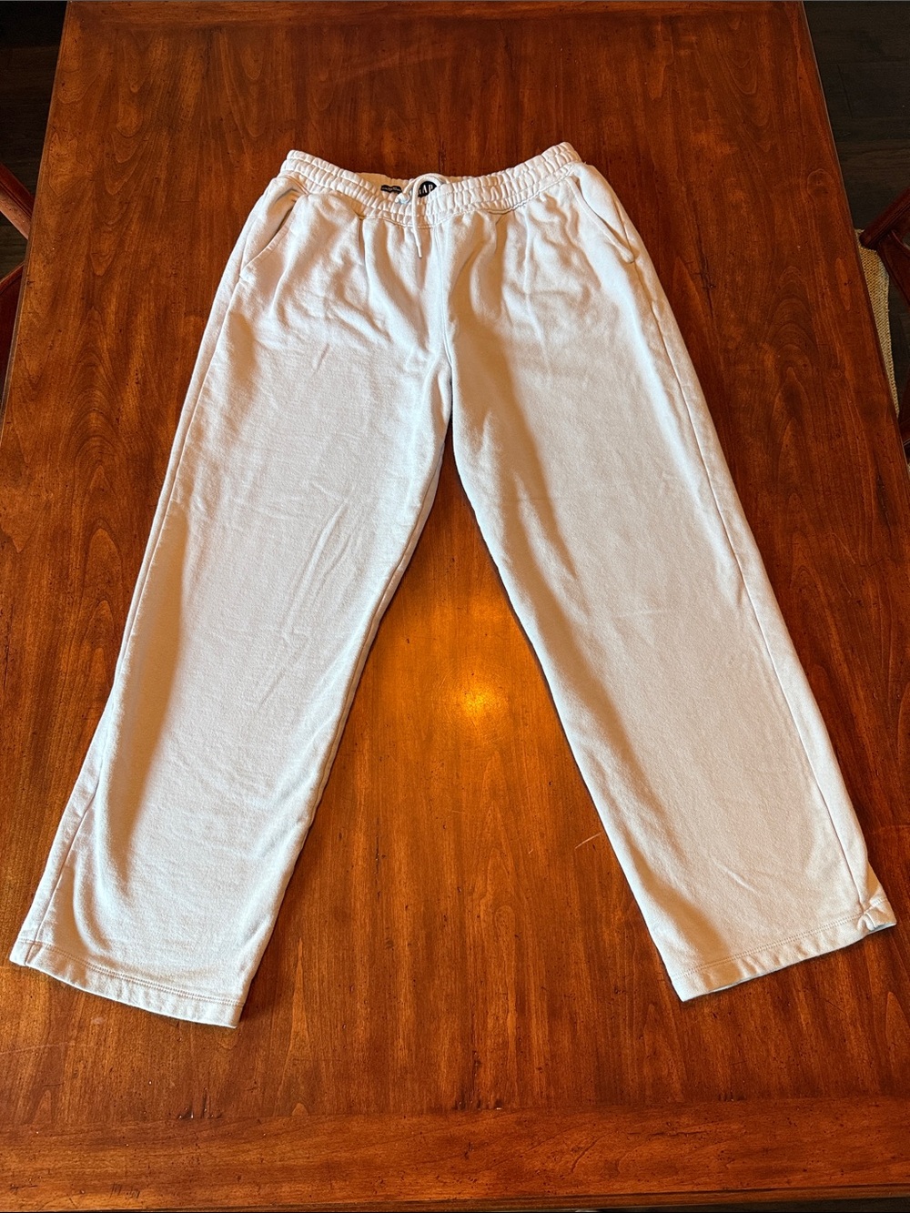 GAP Men's Light White Relaxed Sweatpants